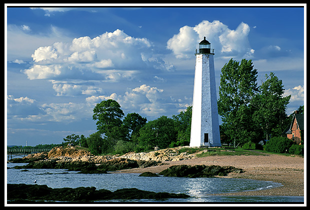 Five Mile Point light in New Haven