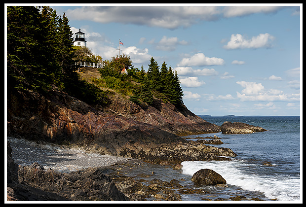 cliffs leading up to Owls Head lighthouse