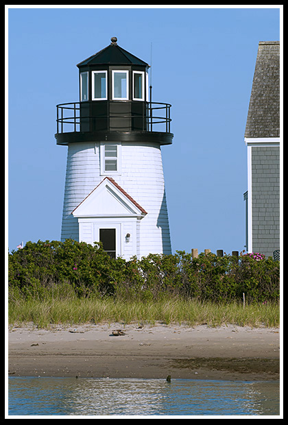 Hyannis Harbopr (Lewis Bay) light tower